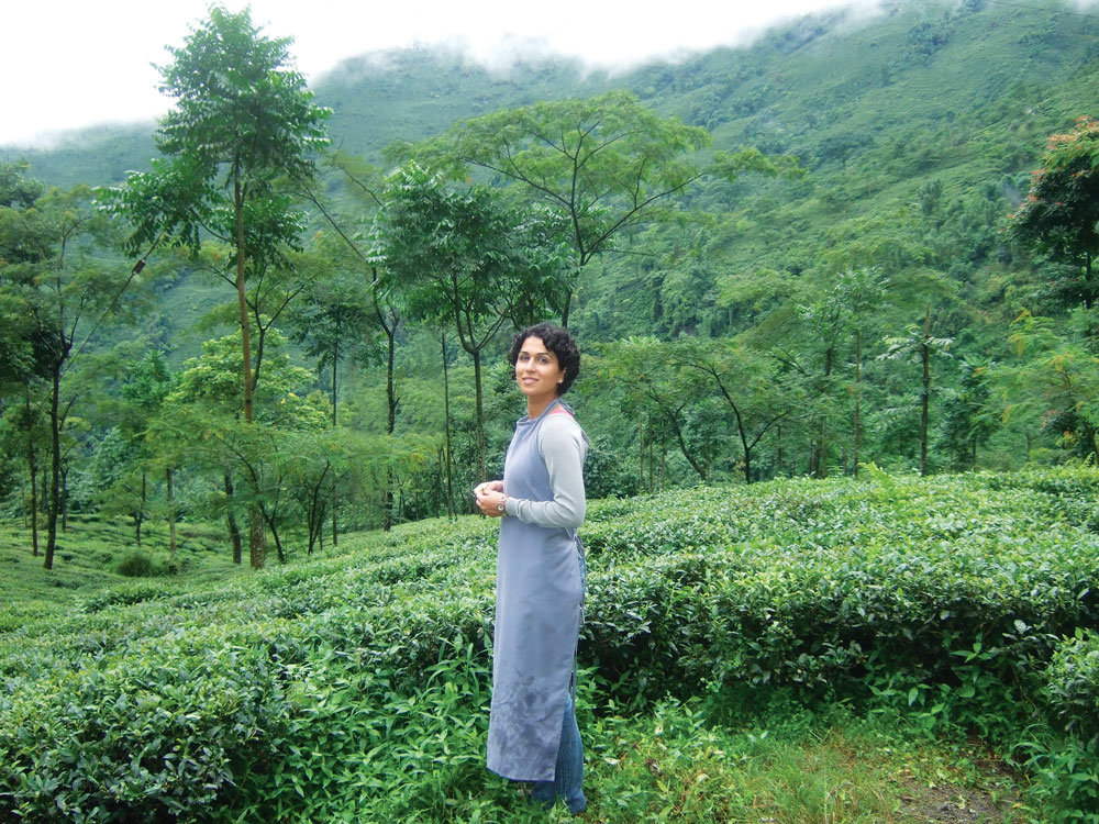 Hoda-Paripoush_Sloane Tea