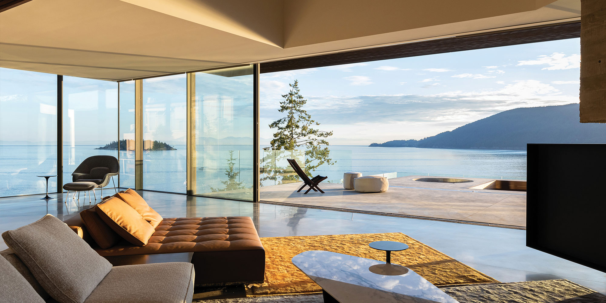 BlackCliff-House-2-innovative design