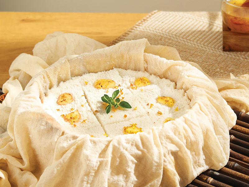 Osmanthus-Cake-2