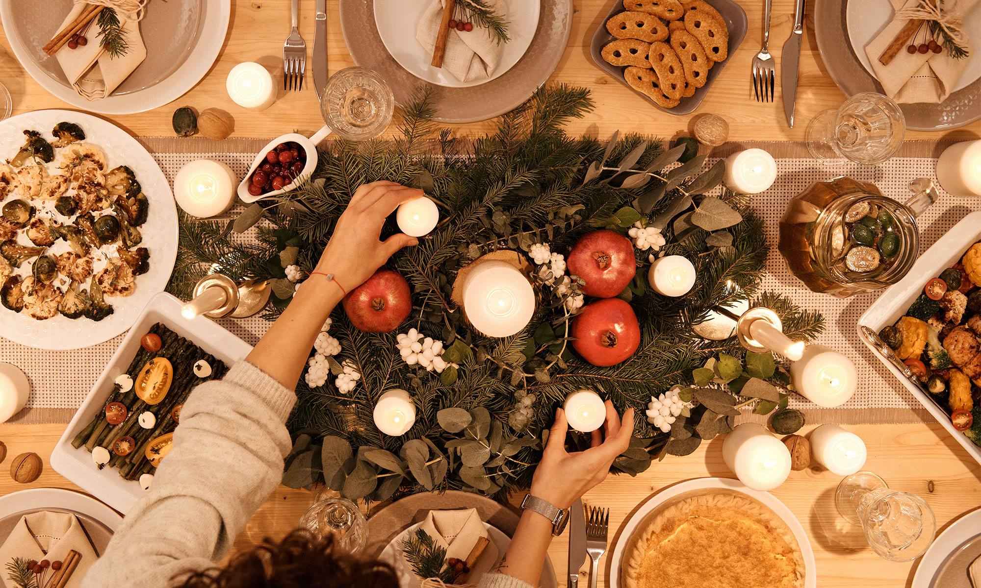 Christmas-dining-table-decor-16