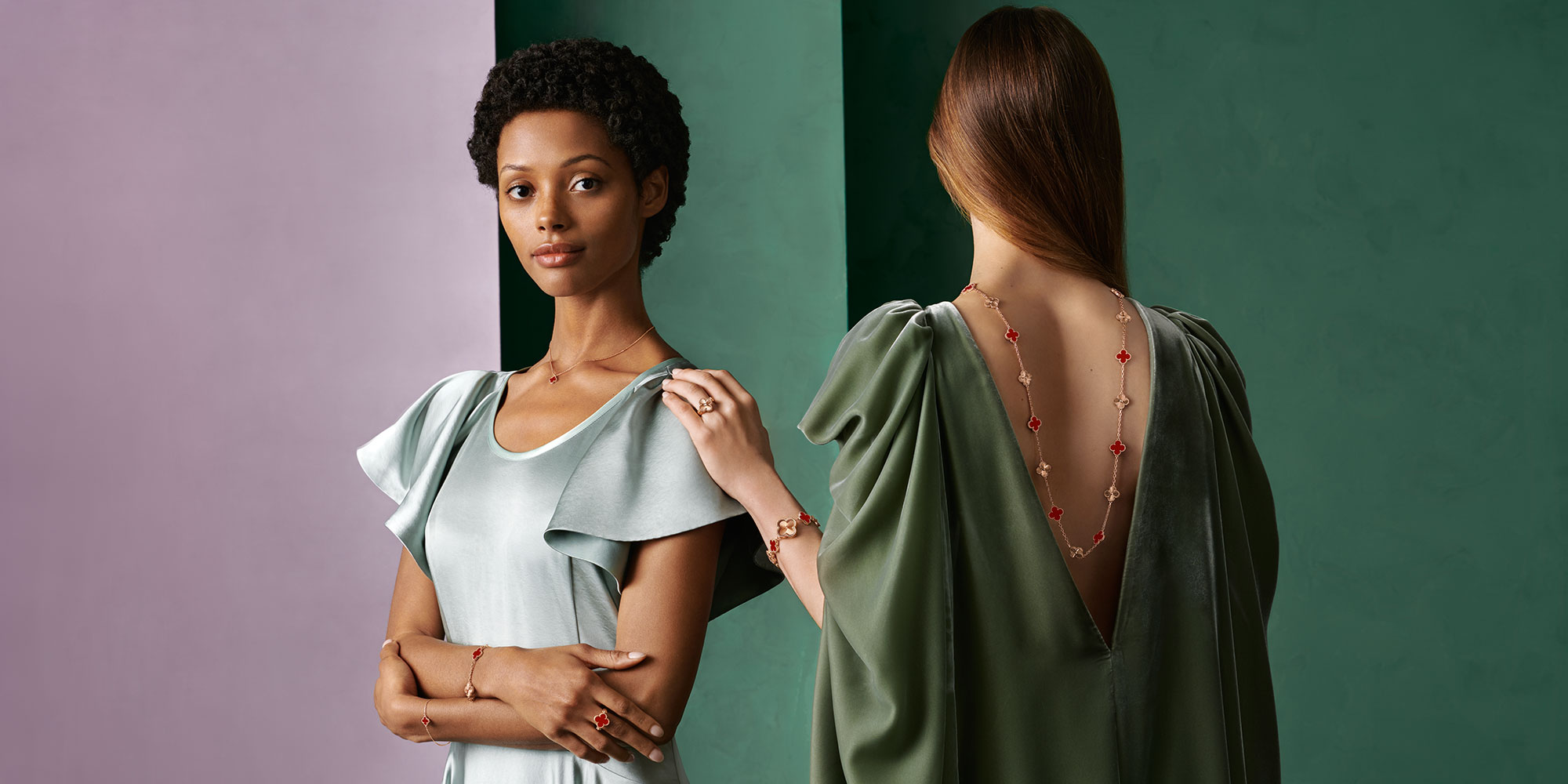 Van-Cleef-&-Arpels’-Alhambra-1