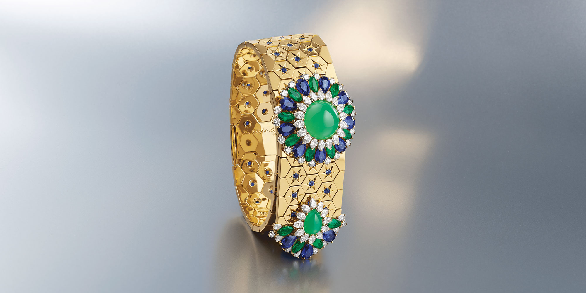 Van-Cleef-&-Arpels-secret-watch-3